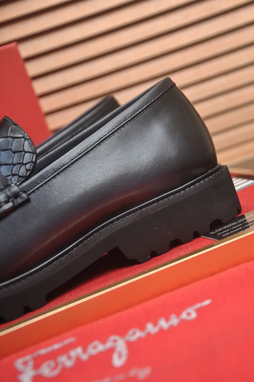 Men's Men's Shoes💰560💶[[HERMES]] (High-end Niuli) New 🍀 HERMES - top version of Ferragamo's classic casual leather shoes! Made of imported original cowhide, the inner top layer is comfortable cowhide lining! Original wear-resistant rubber outsole! High quality products! Code number 38-45 (45 customized)